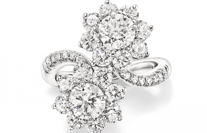 海瑞温斯顿SUNFLOWER珠宝系列Twin钻石戒指