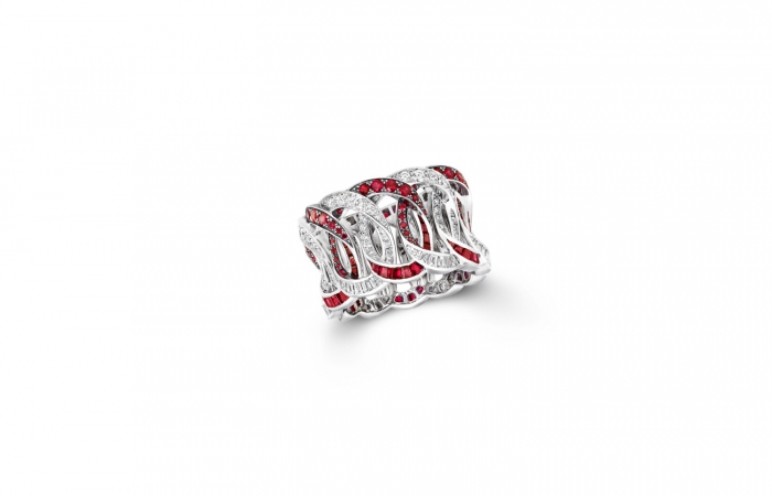 格拉夫INSPIRED BY TWOMBLY圆形和梯形红宝石和钻石戒指