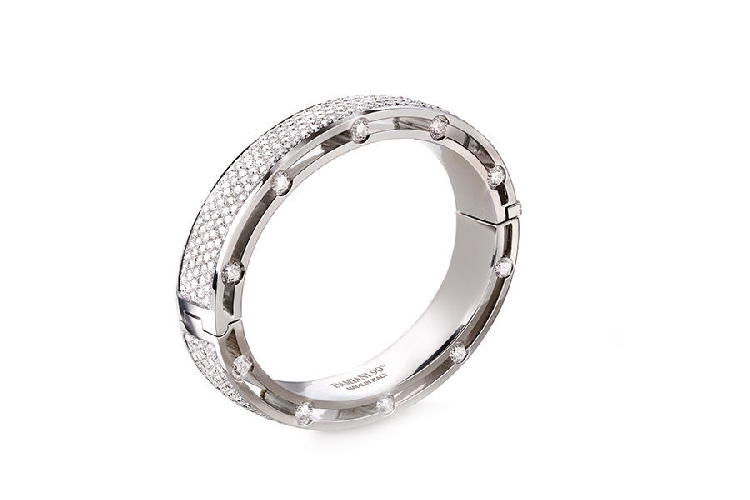 玳美雅90周年系列钻石戒指