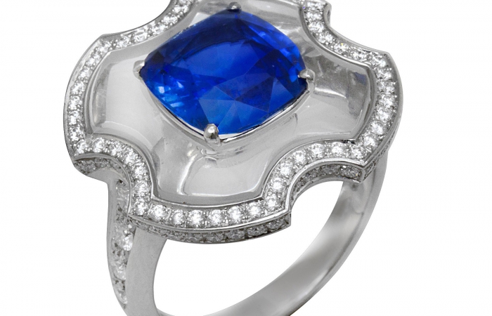 宝格丽铂金镶水晶蓝宝石钻石戒指