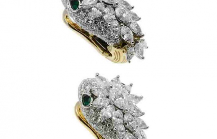 宝格丽SERPENTI SERPENTI高级珠宝系列白金及黄金镶祖母绿钻石耳环