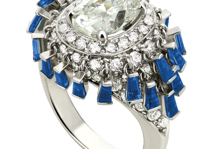 宝格丽铂金镶嵌蓝宝石密镶钻石戒指