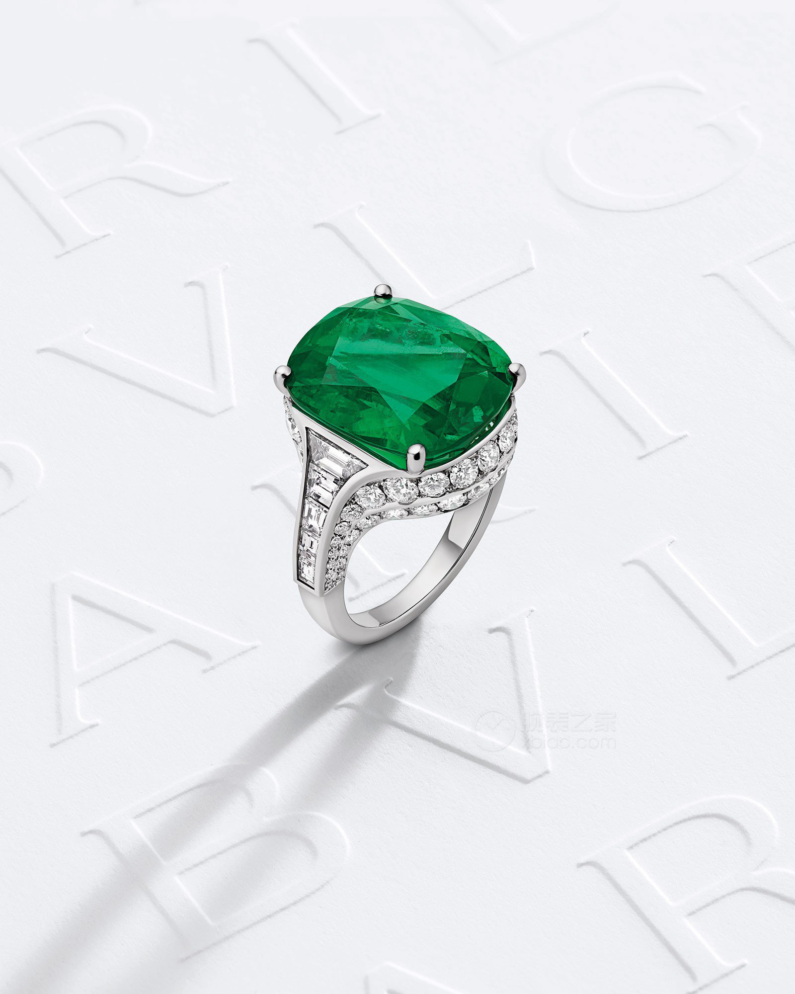 宝格丽奇境伊甸园高级珠宝Emerald Ode 戒指戒指