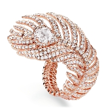 宝诗龙动物系列孔雀羽毛系列玫瑰金镶钻戒指，大型款