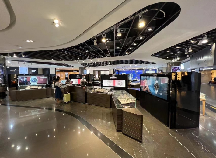 cdf海口美兰机场免税店T1航站楼天梭专柜外景